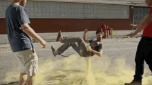 微信图片_20210304113339.gif 微信图片_20210304113339.gif